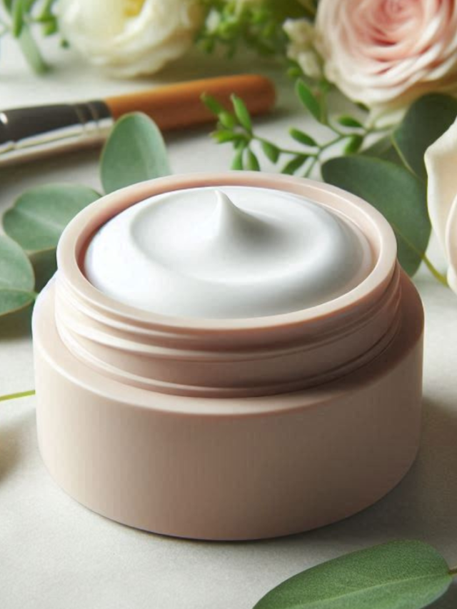 7 Best Face Moisturizers in India 2024