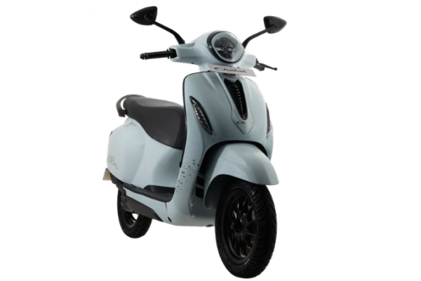 Bajaj Chetak 3001 भारत में लॉन्च, एक चार्ज में चलेगा 127 KM, मिलेगा 35 लीटर का बूट स्पेस Chetak 3001
